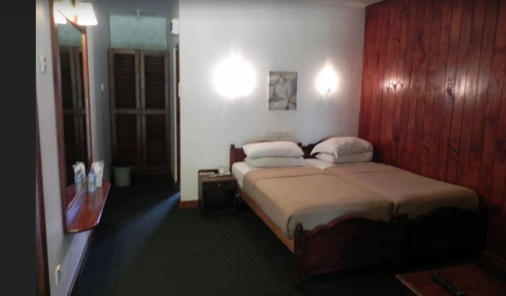 Nuwara Eliya Golf Club Hotel Exterior photo