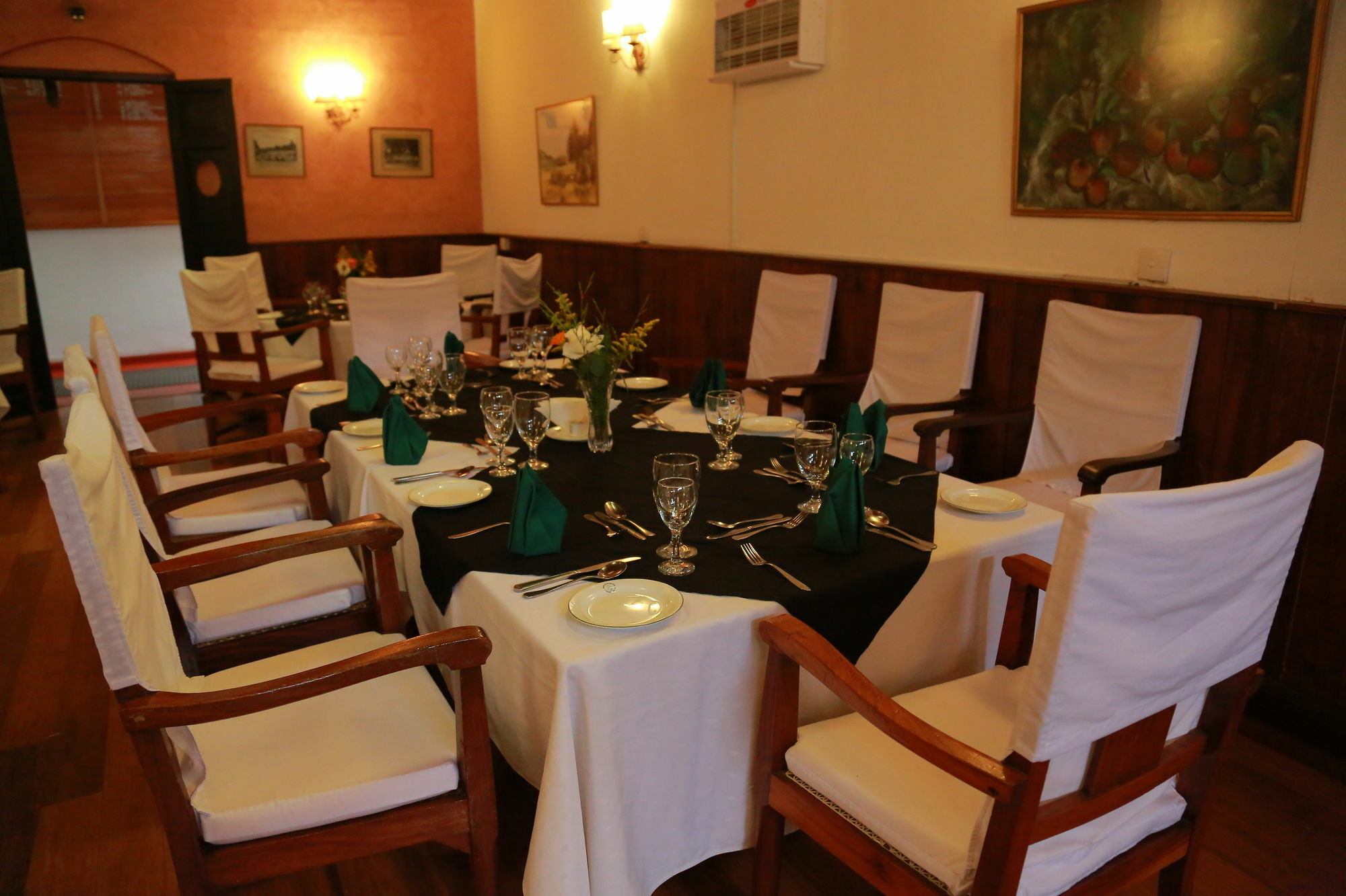 Nuwara Eliya Golf Club Hotel Exterior photo